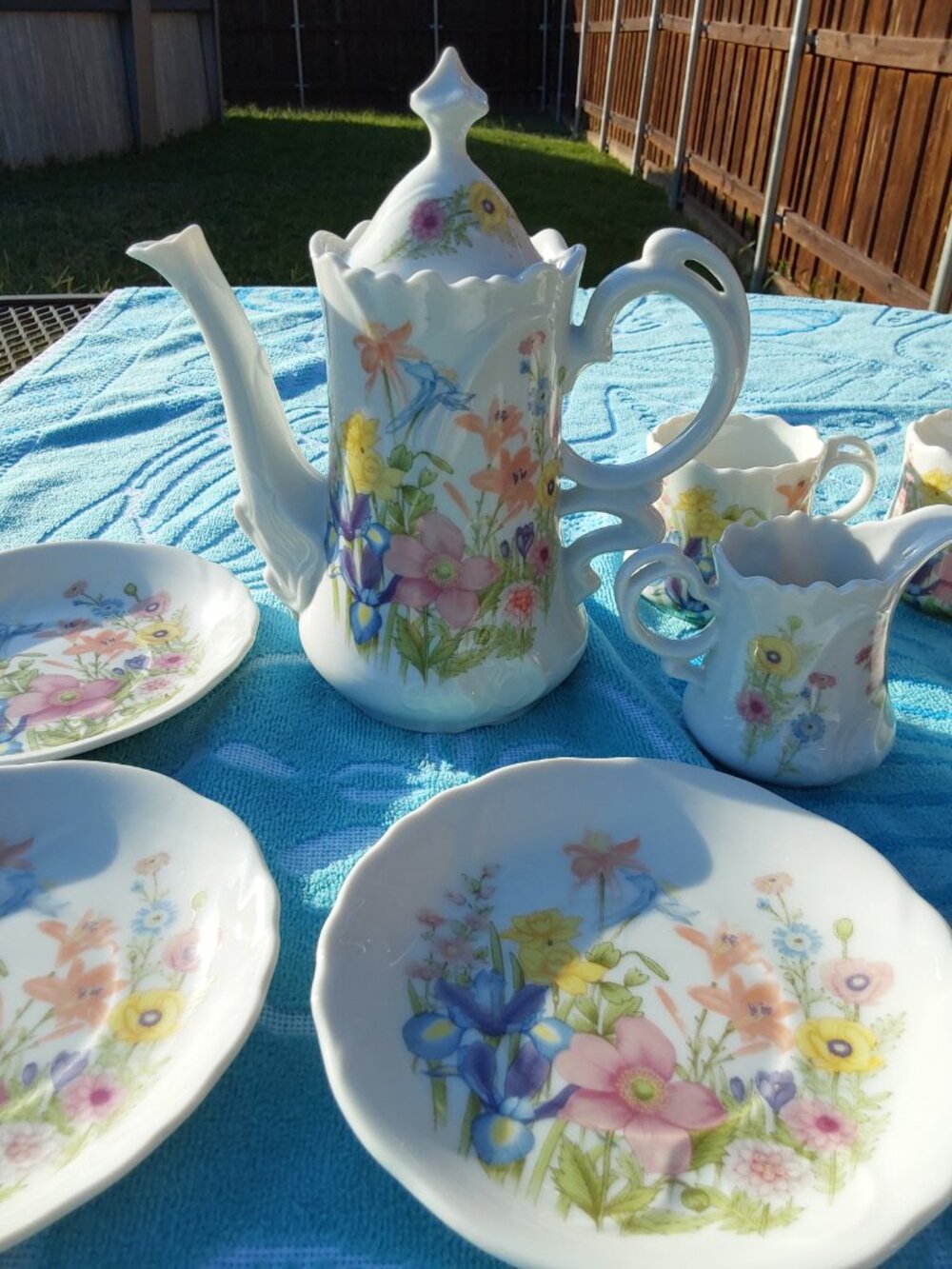 VINTAGE HAND PAINTED FLORAL TEA SERVING SET - Picture 4 of 16